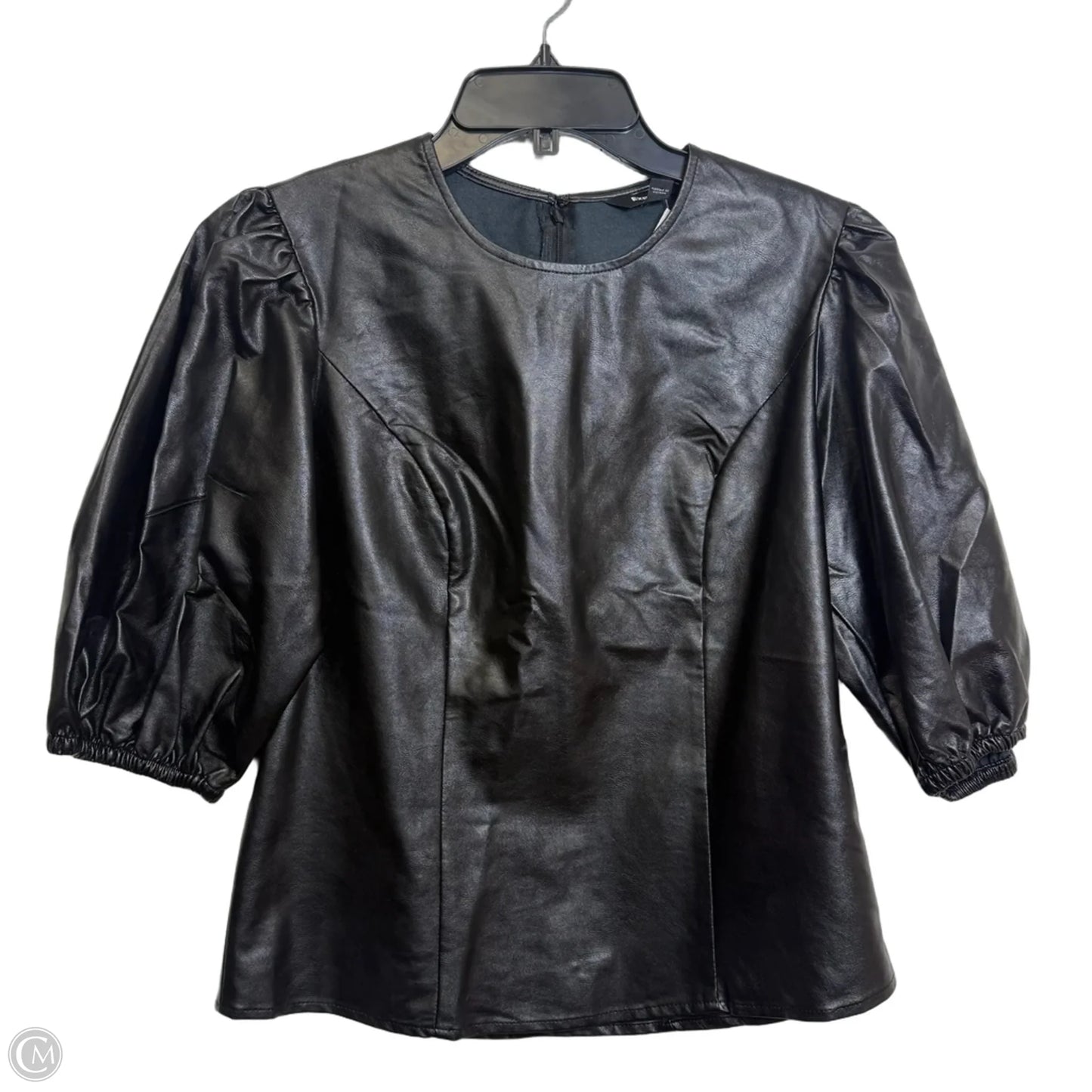 Top Short Sleeve By Express In Black, Size: S