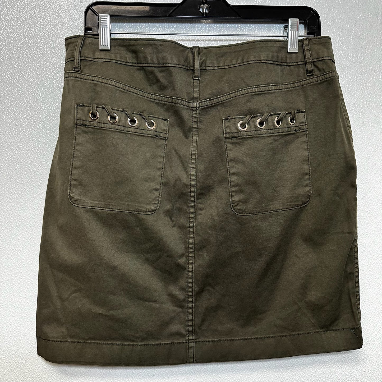 Olive Skirt Mini & Short White House Black Market, Size M