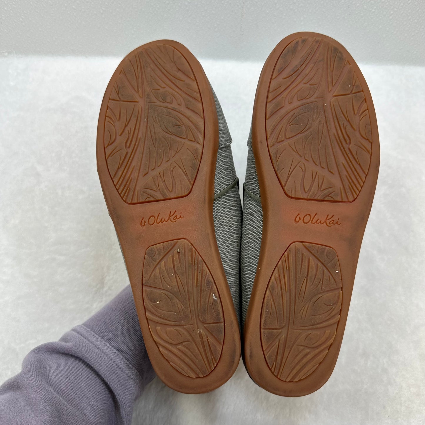 Shoes Flats Other By OluKai Size: 9