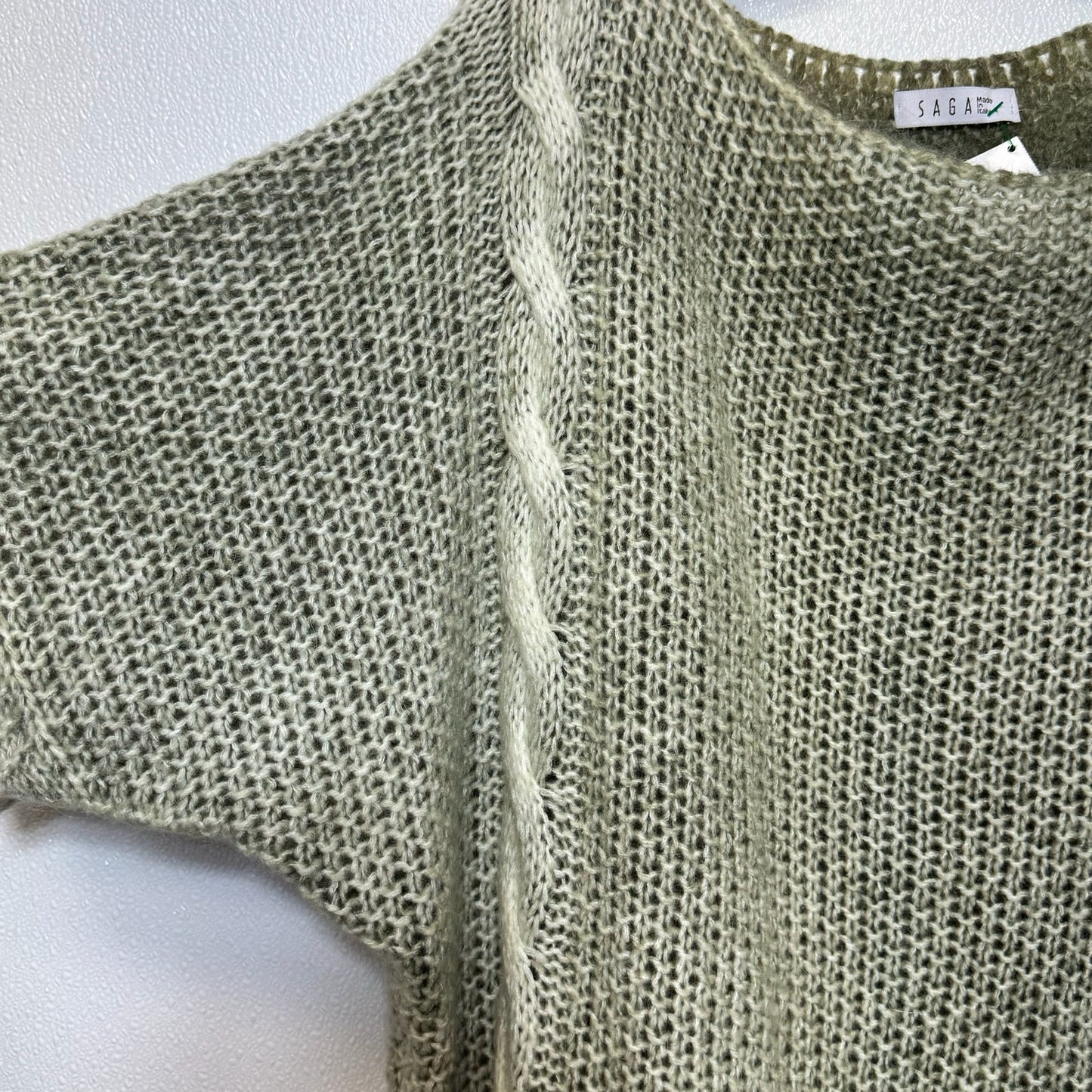 Sweater By Clothes Mentor  Size: Onesize