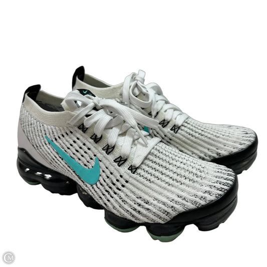 Shoes Athletic By Nike In White, Size: 8
