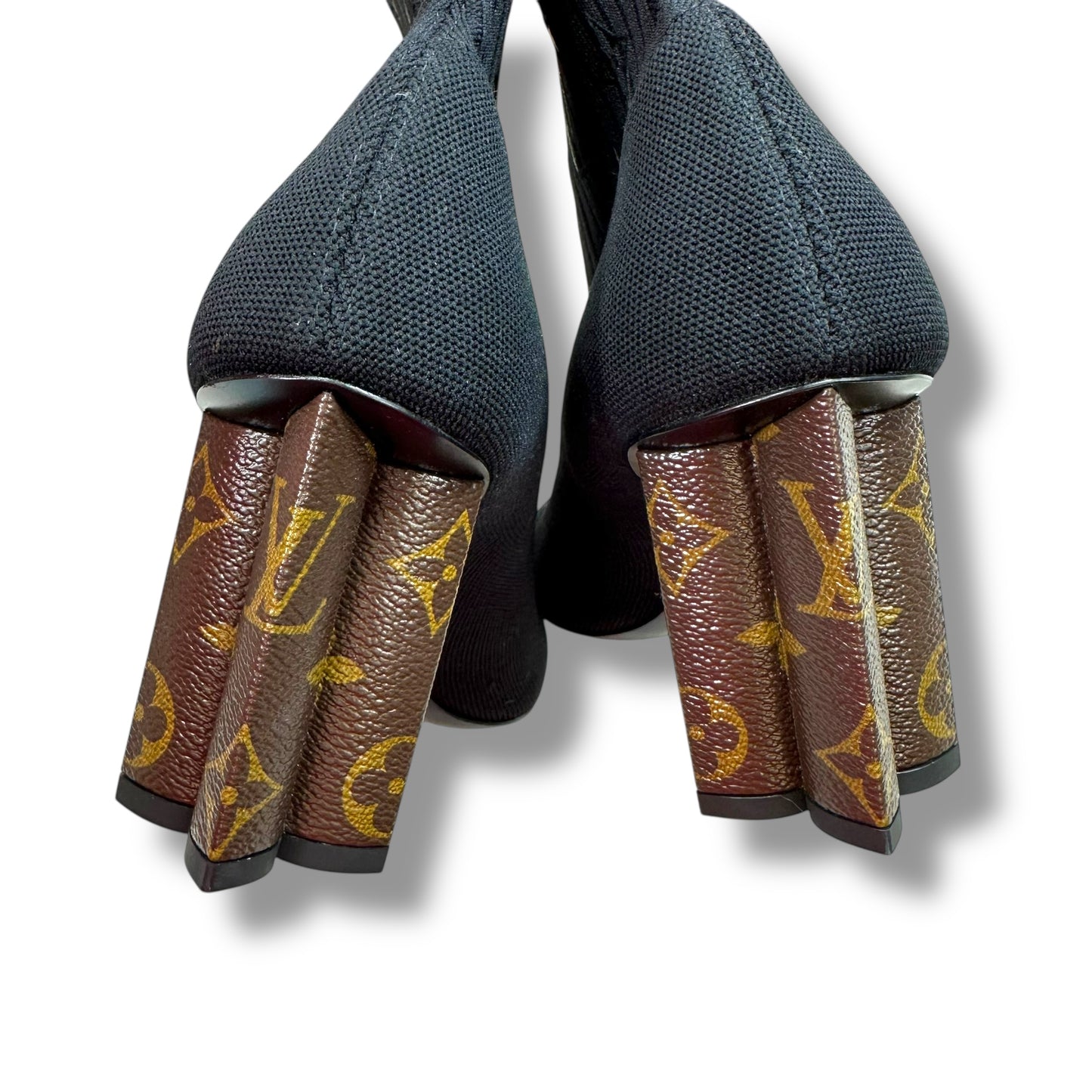 Silhouette Ankle Boots Luxury Designer By Louis Vuitton In Black, Size: 39/8