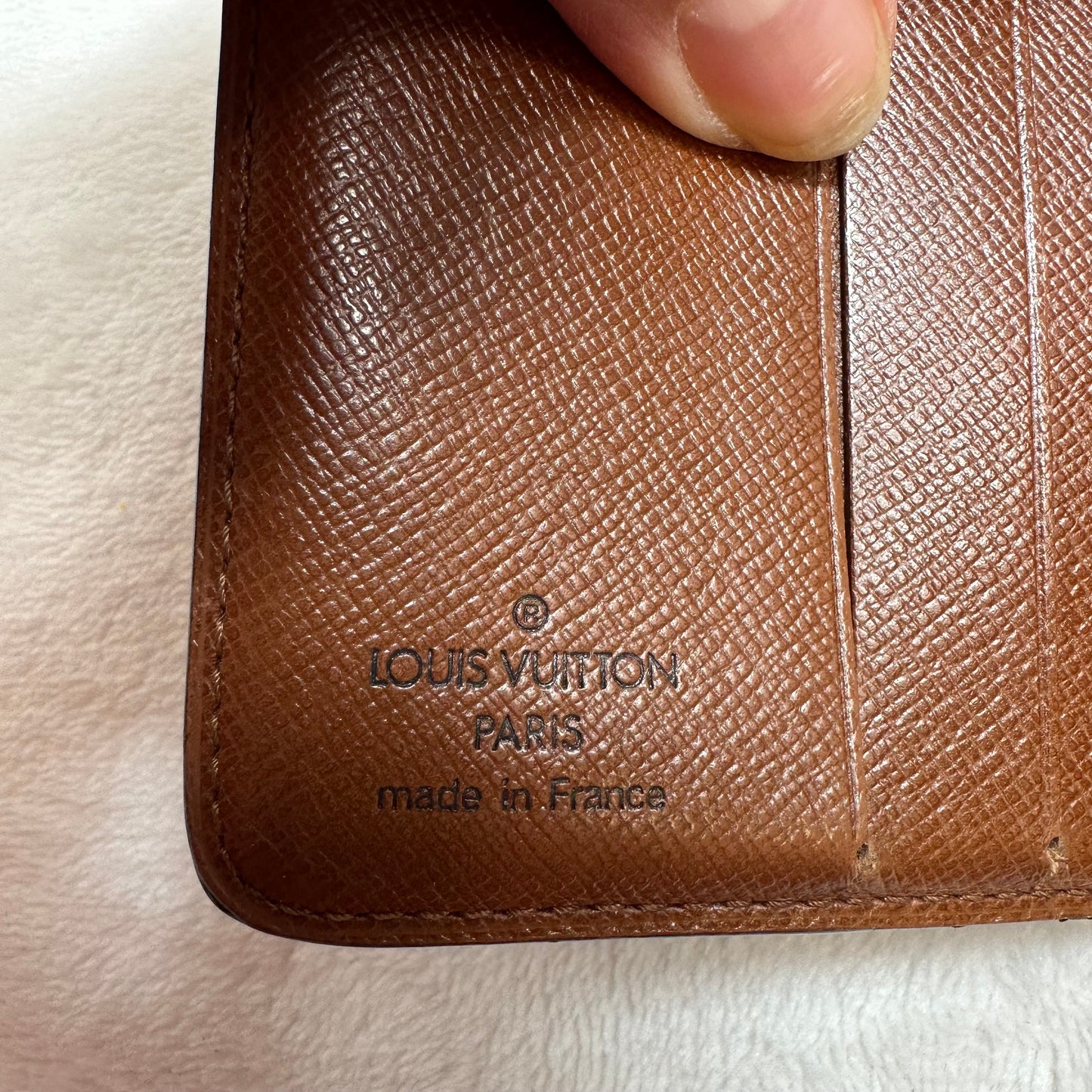 Wallet Luxury Designer By Louis Vuitton, Size: Small