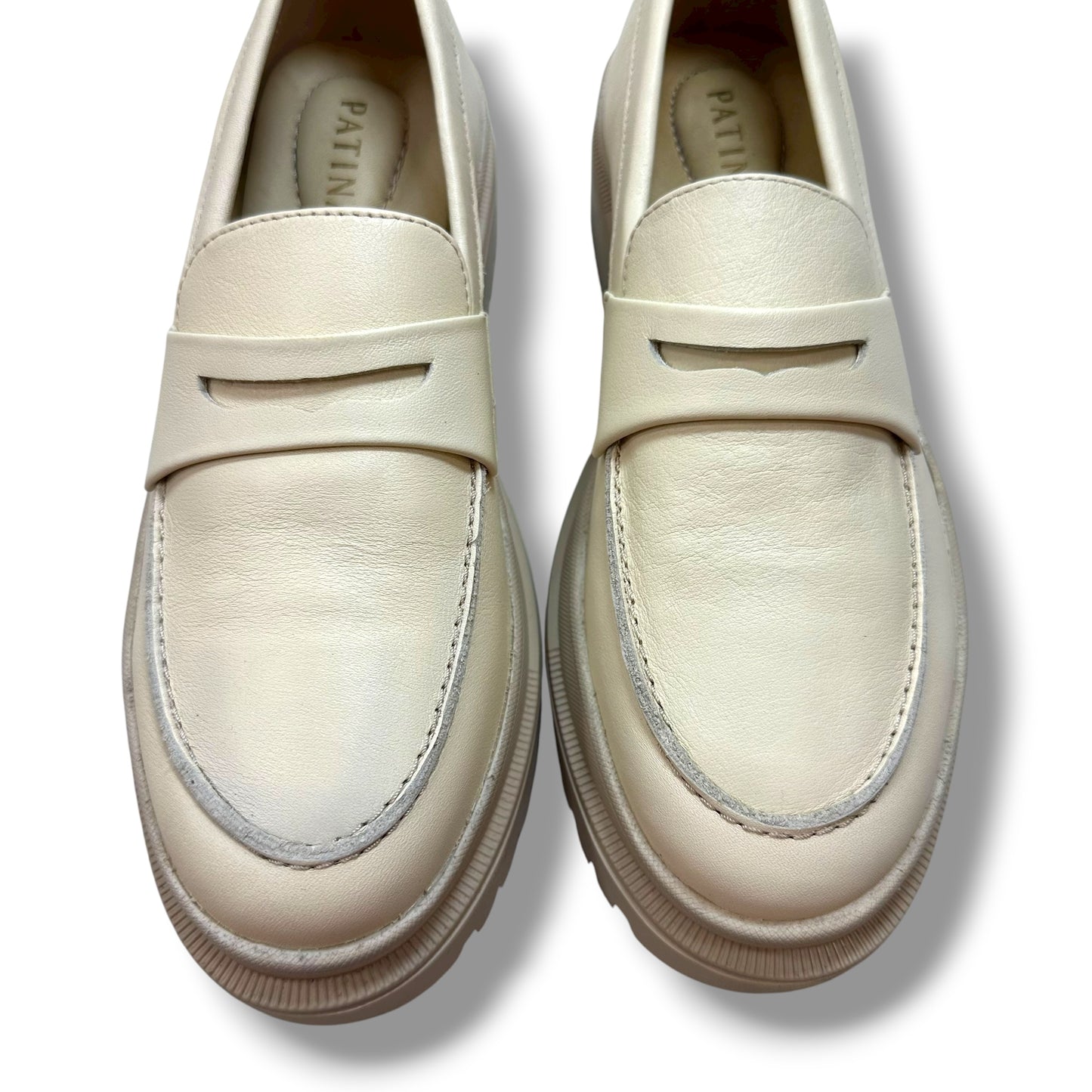 Leather Shoes loafers Flats By Patina In Beige, Size: 9.5