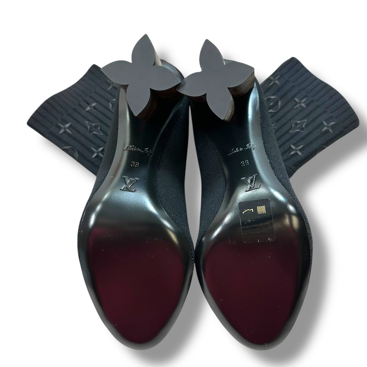 Silhouette Ankle Boots Luxury Designer By Louis Vuitton In Black, Size: 39/8