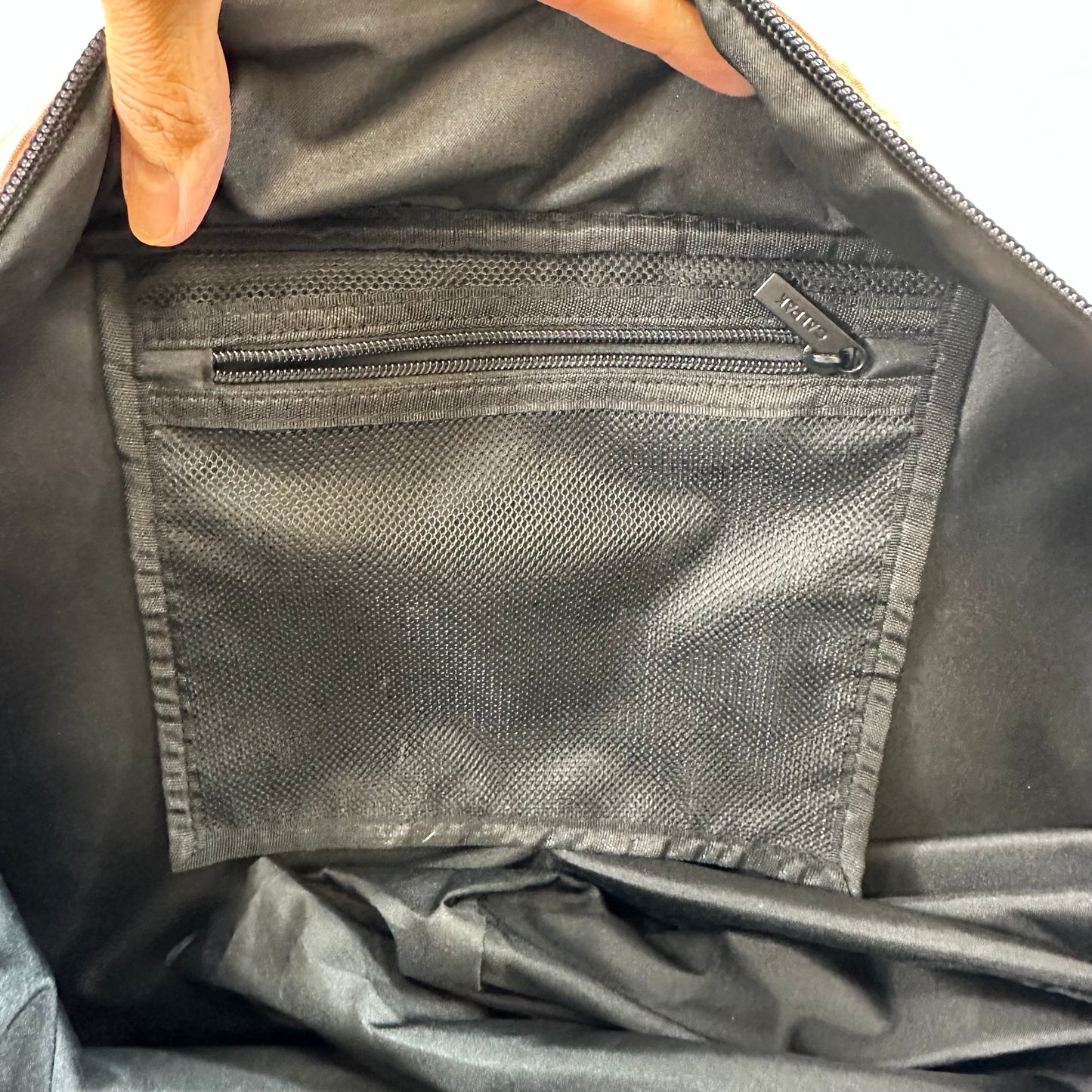 TRAVEL TOTE & keychain By CALPAK, Size: Large