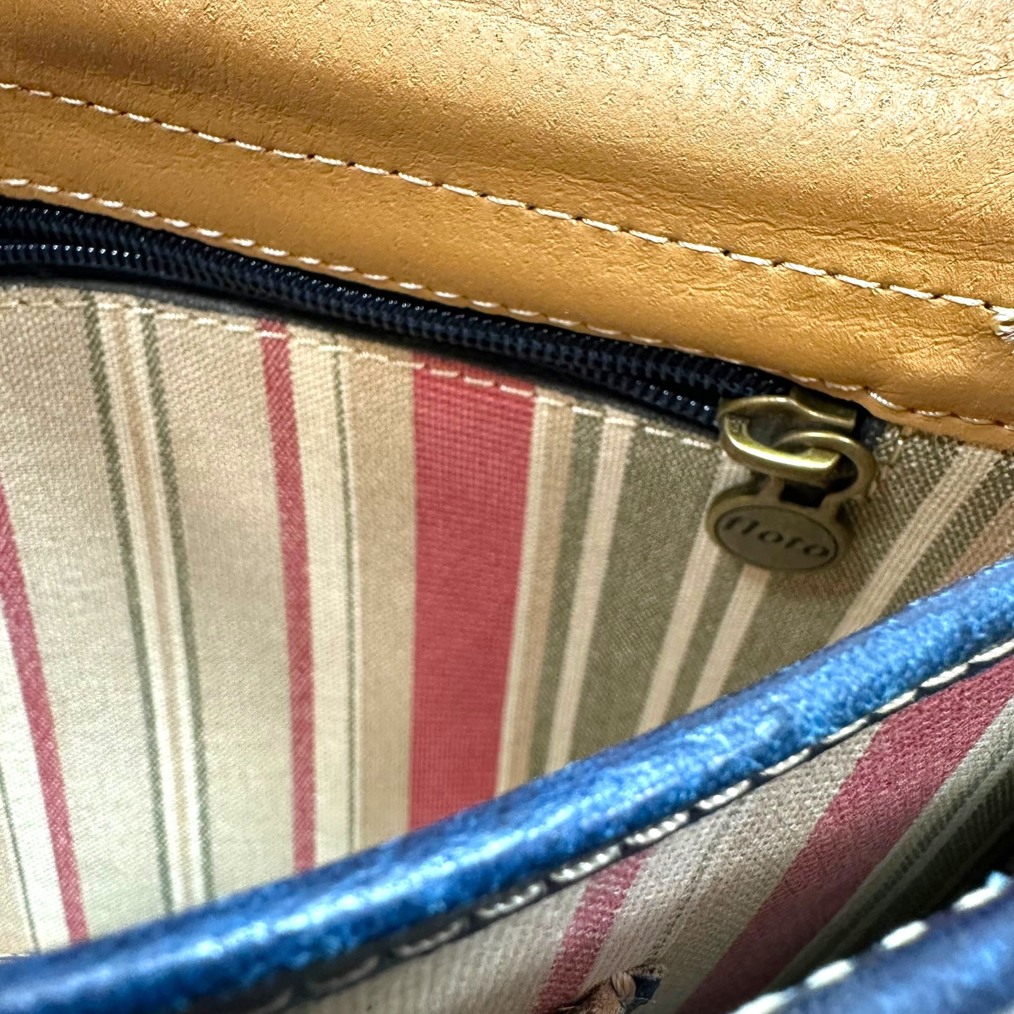 Firenze Saddle Bag Leather Crossbody By Floto, Size: Small