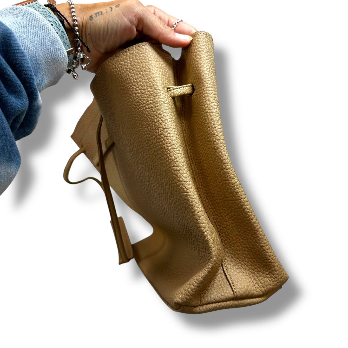 VEGAN LEATHER SLOUCHY BUCKET BAG By 8 Other Reasons, Size: Small