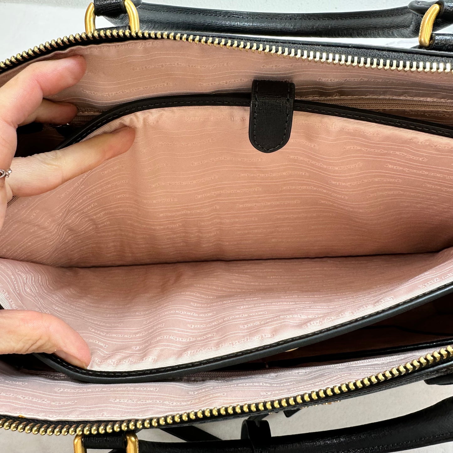 Laptop Bag Designer By Kate Spade, Size: Large