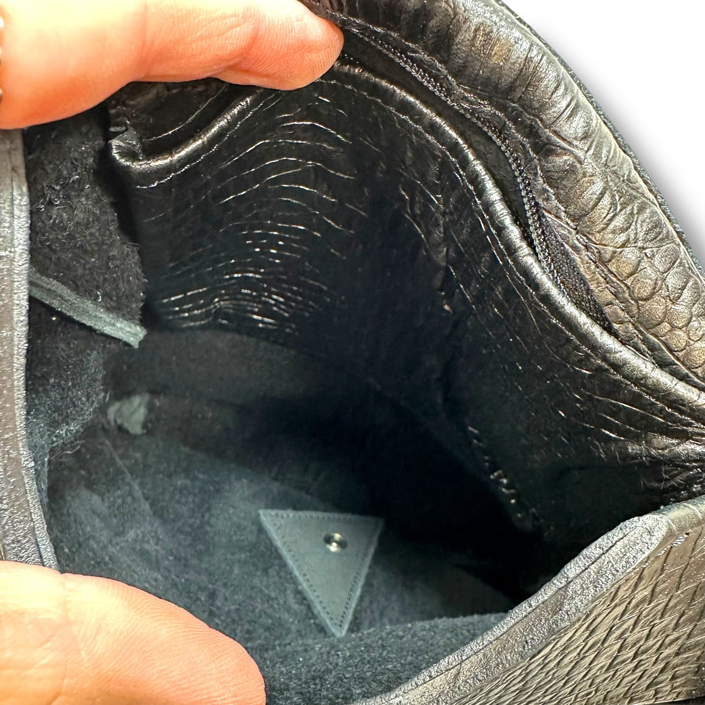 Leather Crossbody By THOMAS LEATHERS, Size: Small