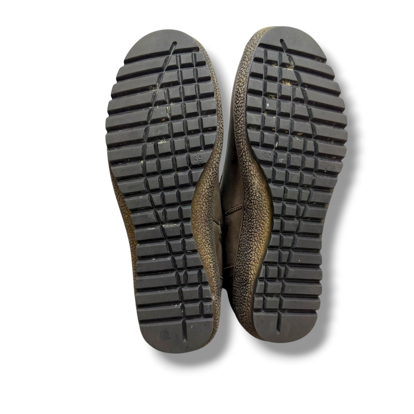 Boots Ankle Flats By Clothes Mentor In Brown, Size: 8.5