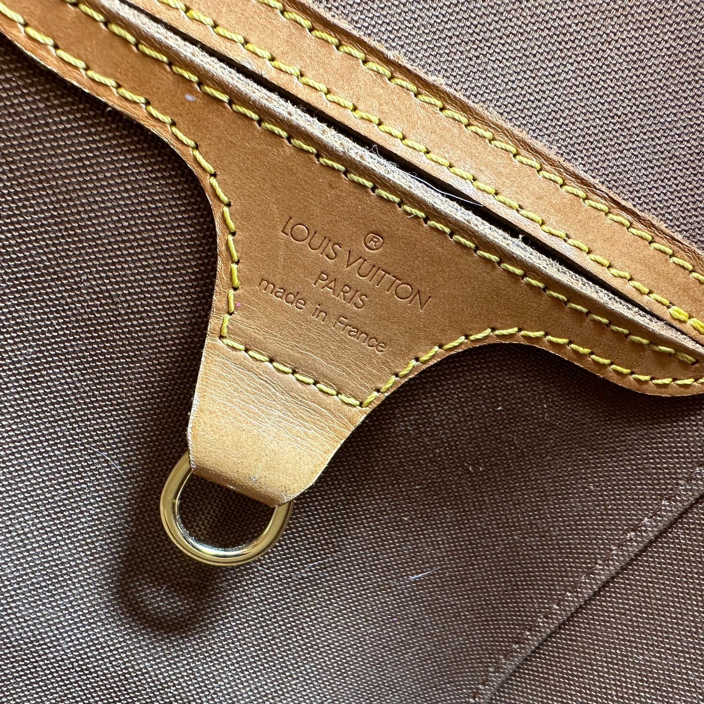 Monogram Ellipse PM Handbag Luxury Designer By Louis Vuitton, Size: Small
