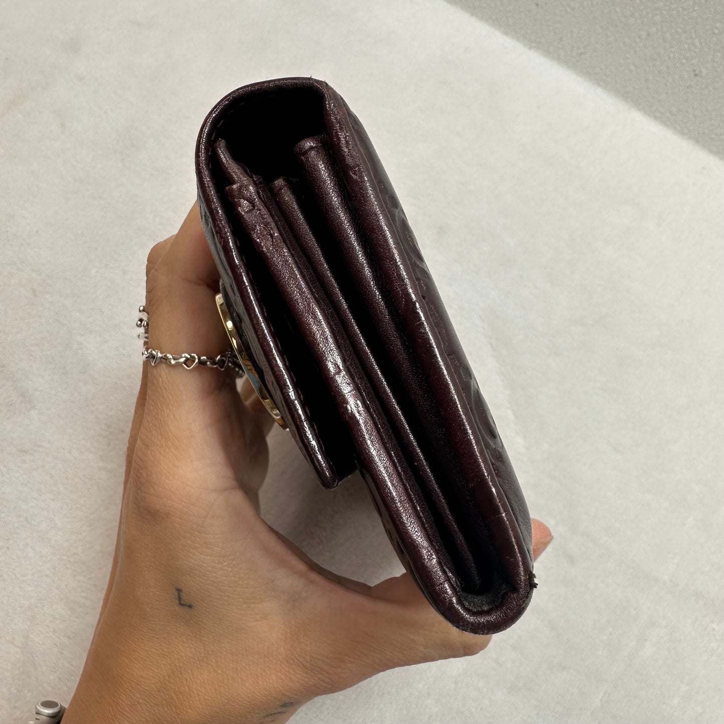 Wallet Luxury Designer By Gucci, Size: Small