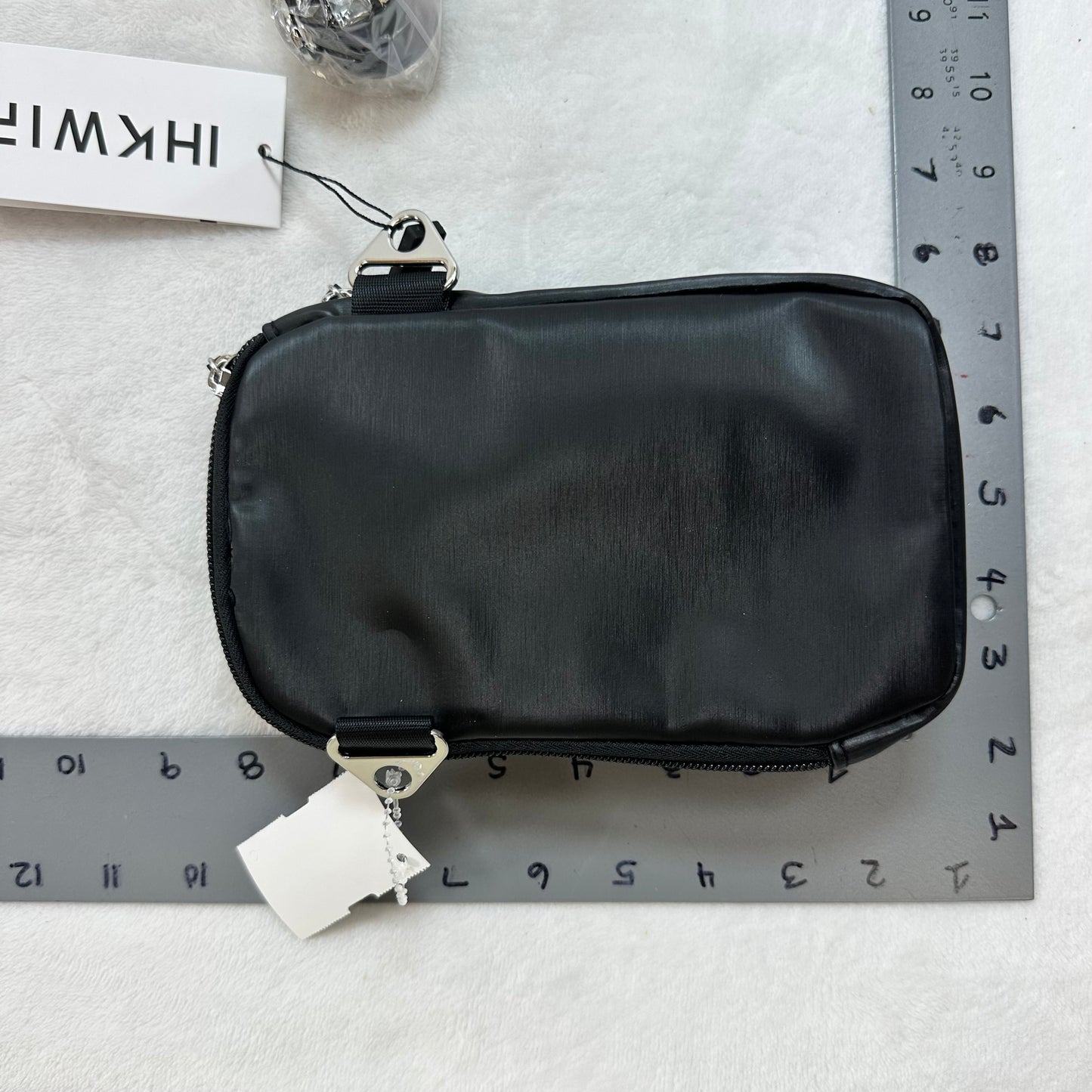 THE EVERYDAY
ESSENTIALS CROSSBODY By IHKWIP, Size: Small