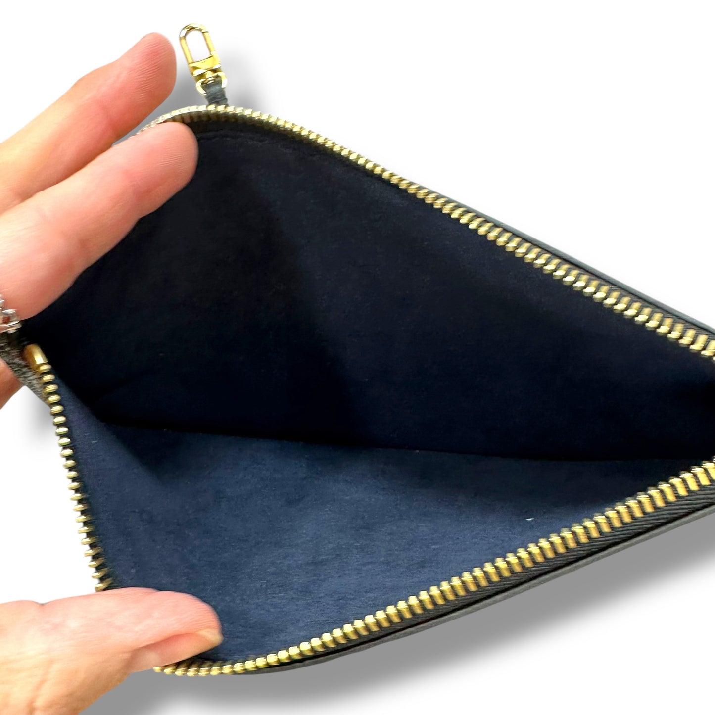 Handbag Luxury Designer By Louis Vuitton, Size: Medium