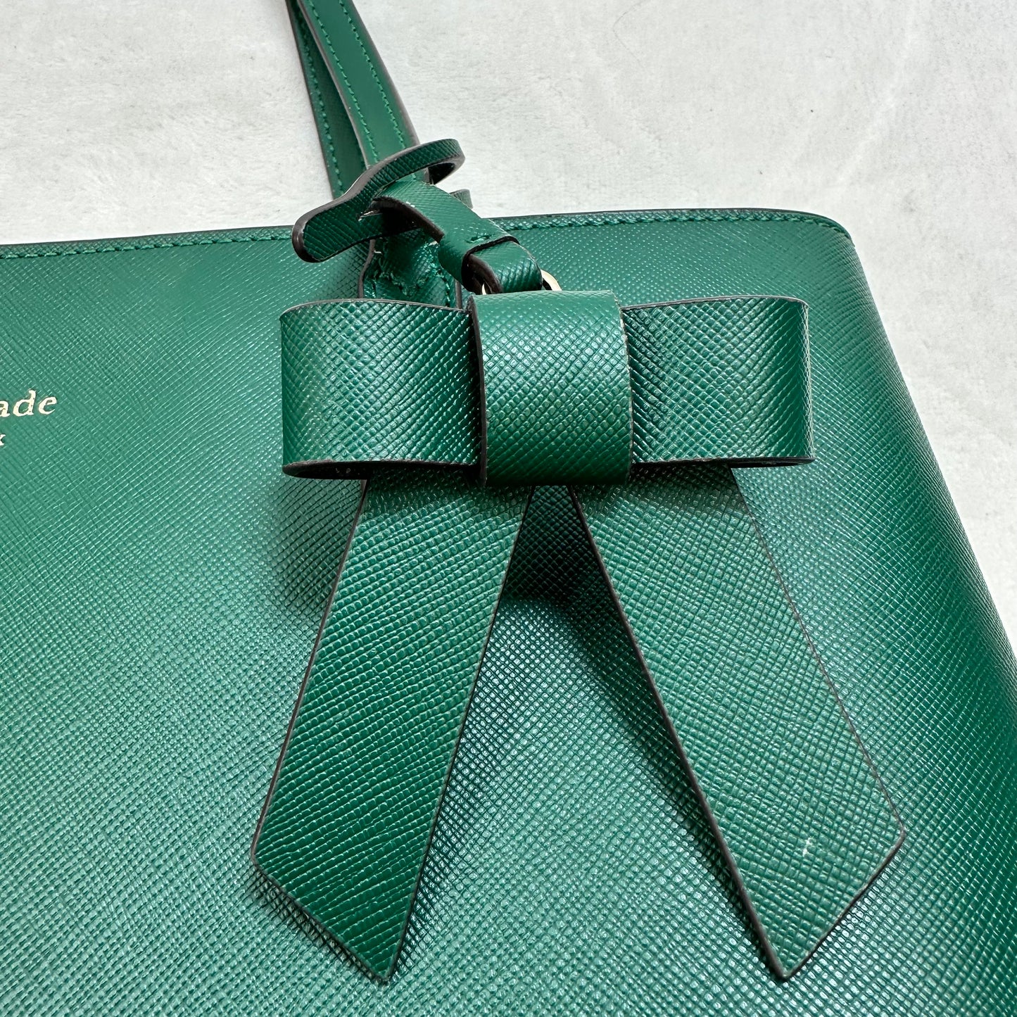 Tote Designer By Kate Spade, Size: Medium