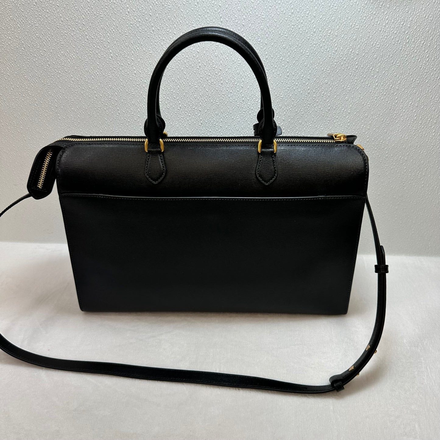 Laptop Bag Designer By Kate Spade, Size: Large