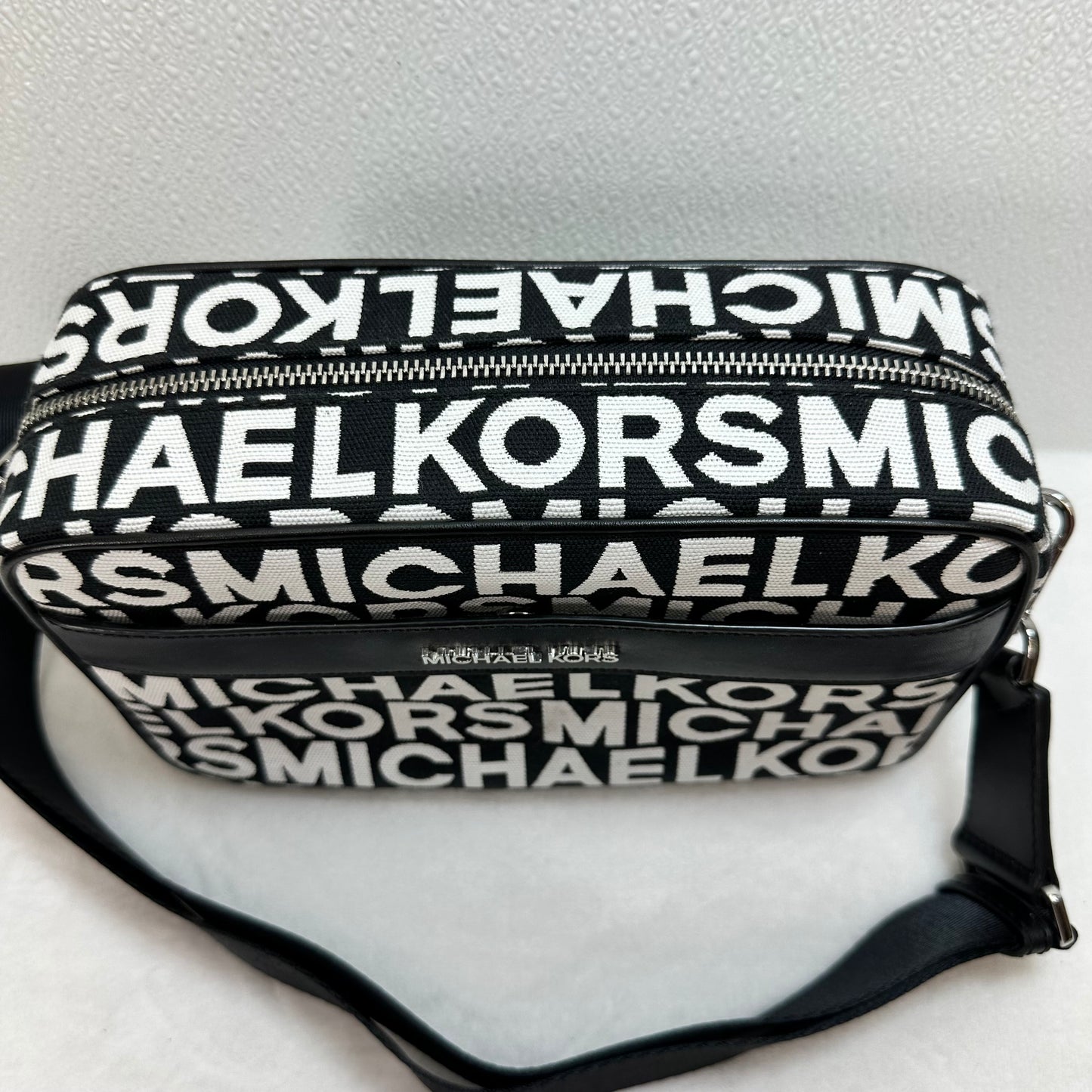 Crossbody Designer By Michael Kors, Size: Small