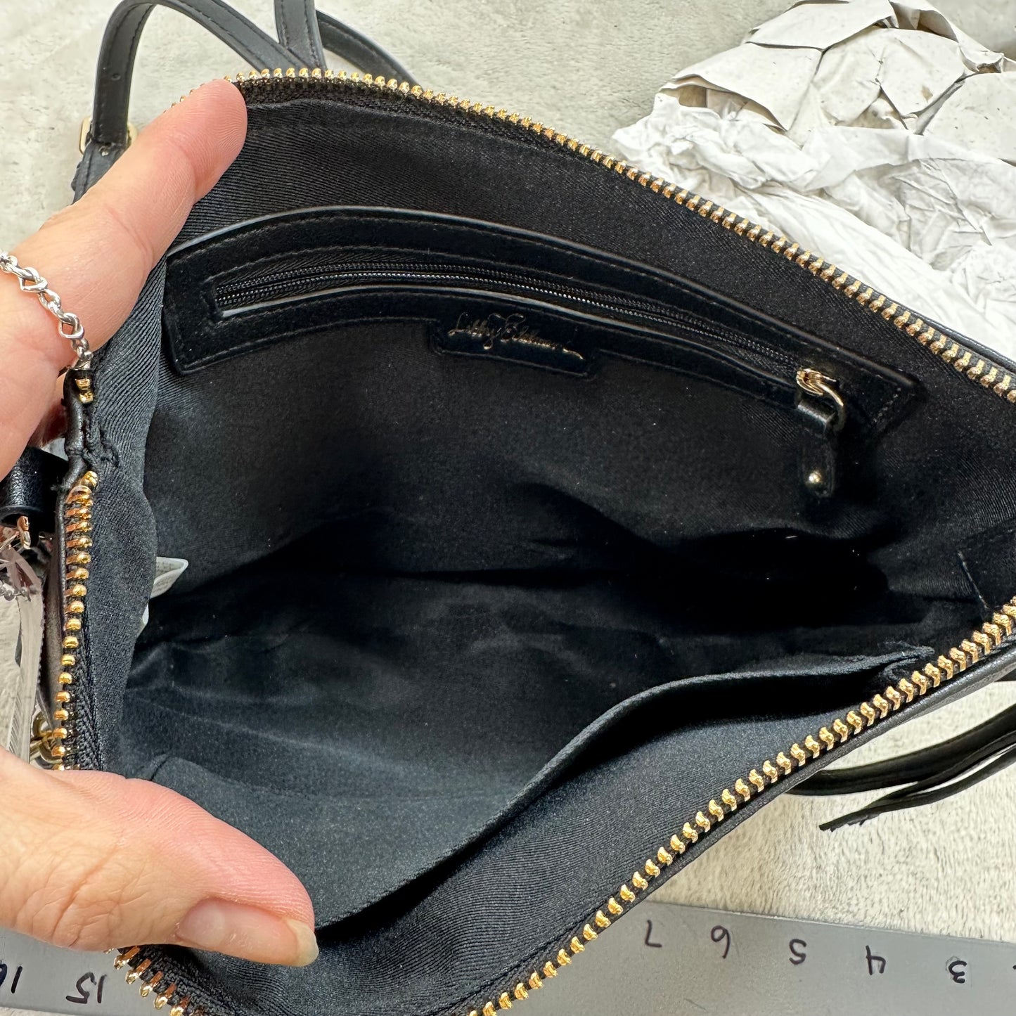 Handbag By Clothes Mentor, Size: Small