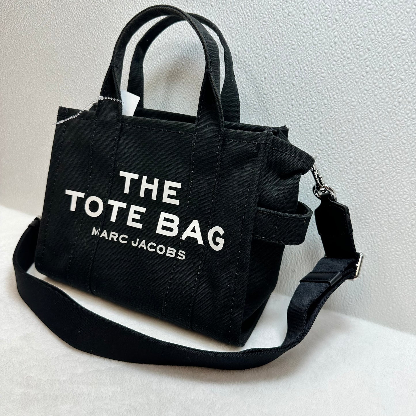Handbag Luxury Designer By Marc Jacobs, Size: Small