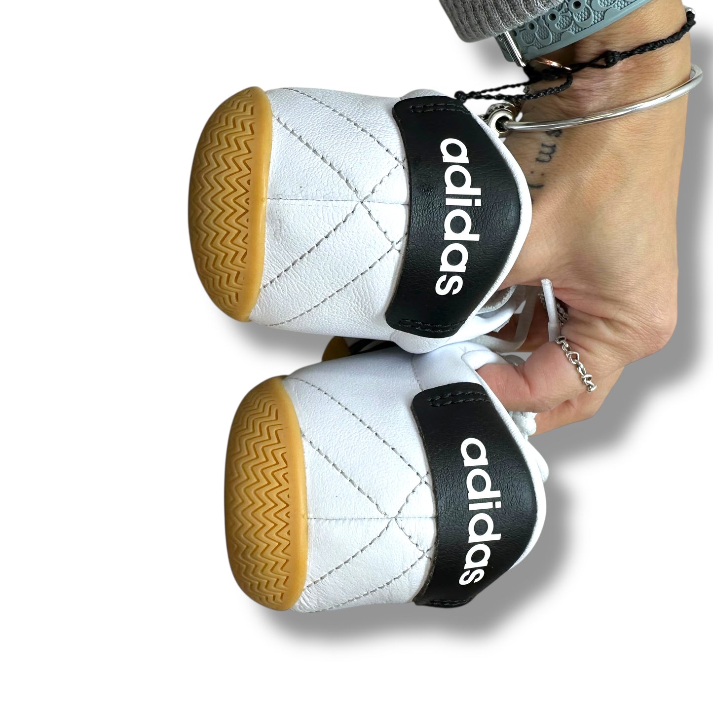 Shoes Sneakers By Adidas In White, Size: 7