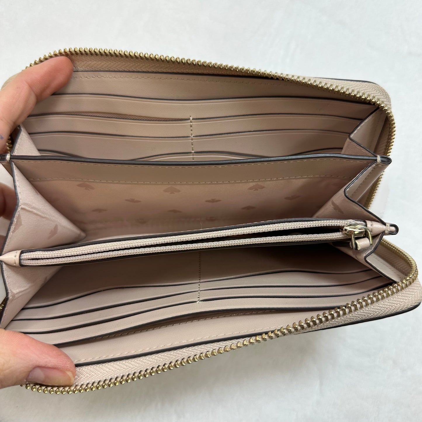 Wallet Designer By Kate Spade, Size: Medium