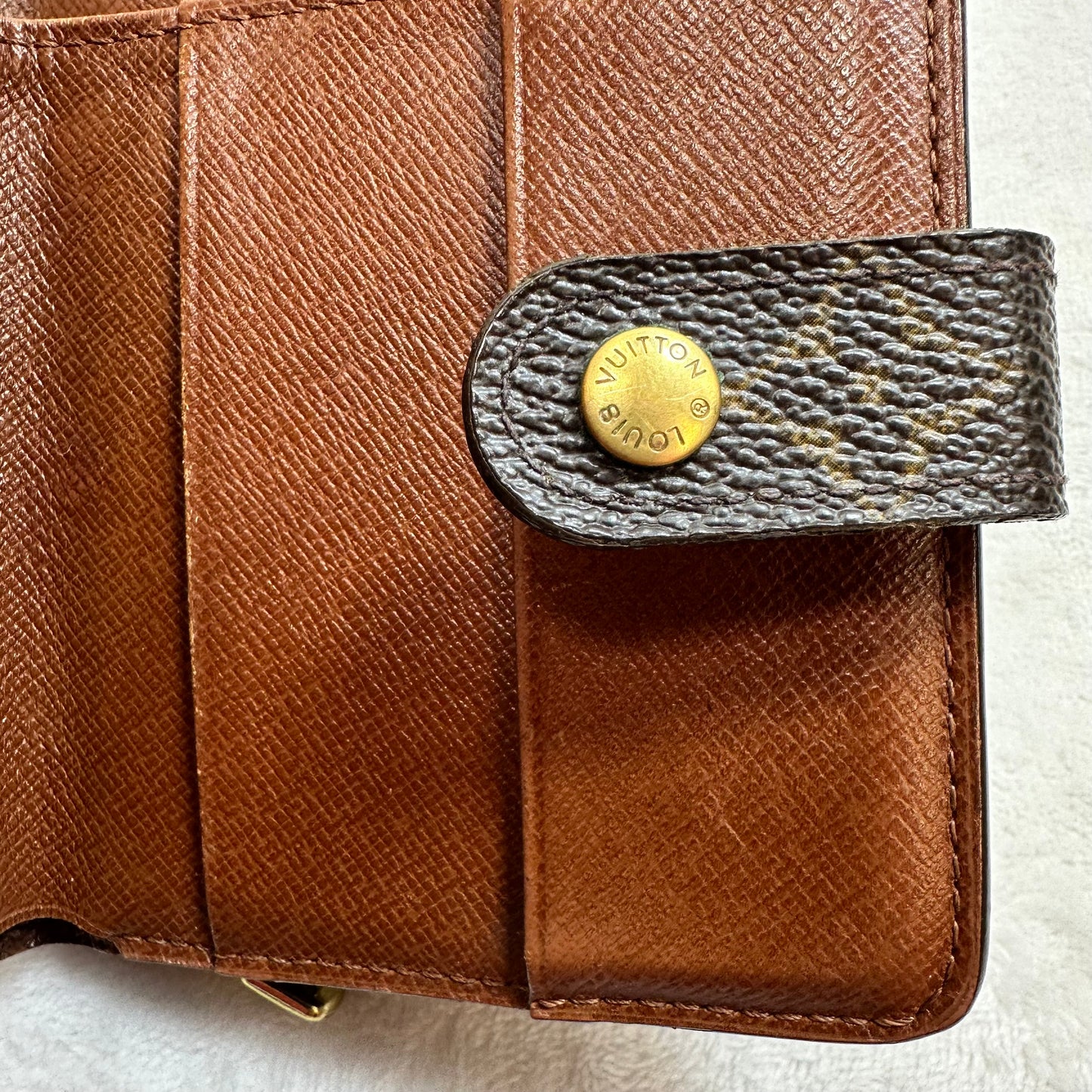 Wallet Luxury Designer By Louis Vuitton, Size: Small