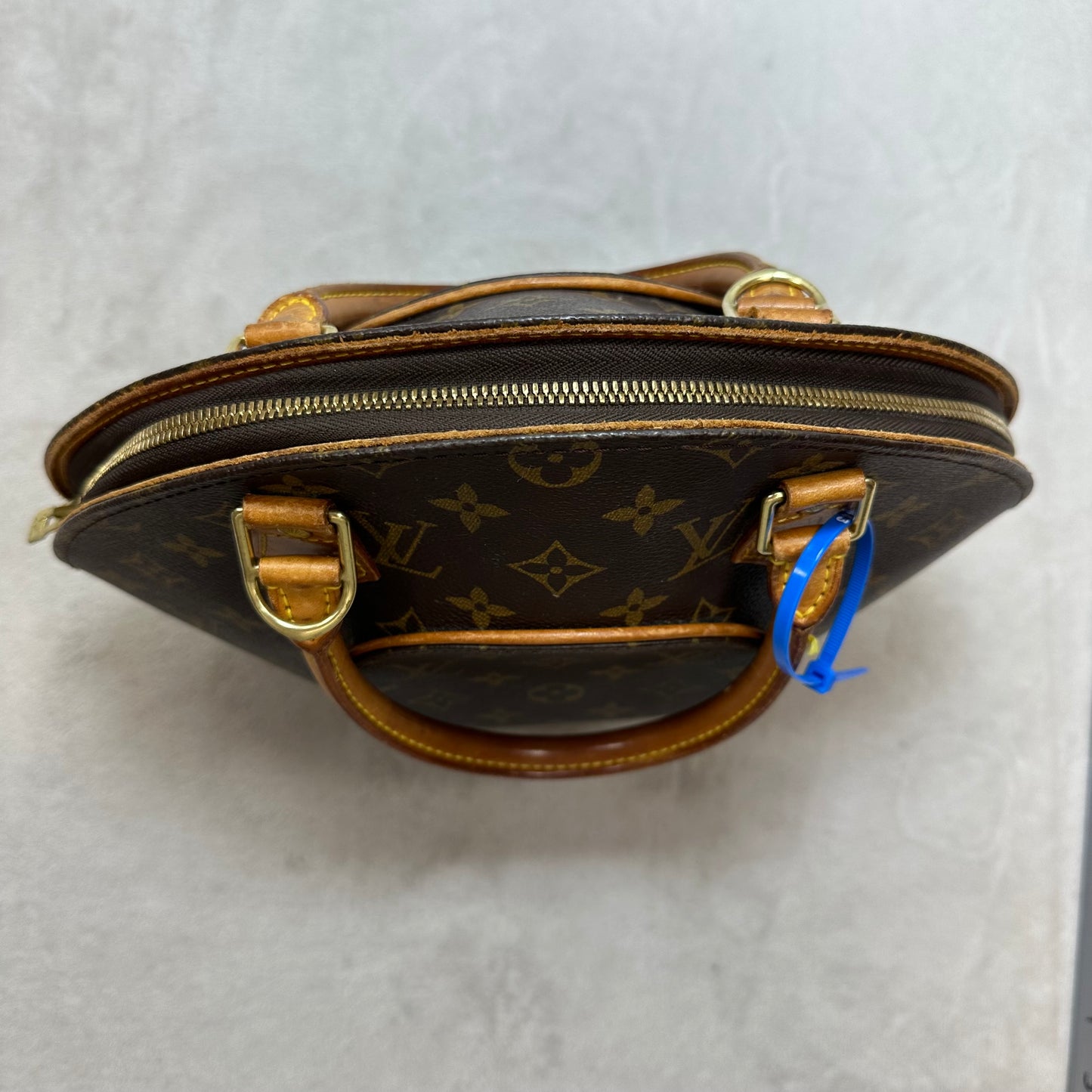 Monogram Ellipse PM Handbag Luxury Designer By Louis Vuitton, Size: Small