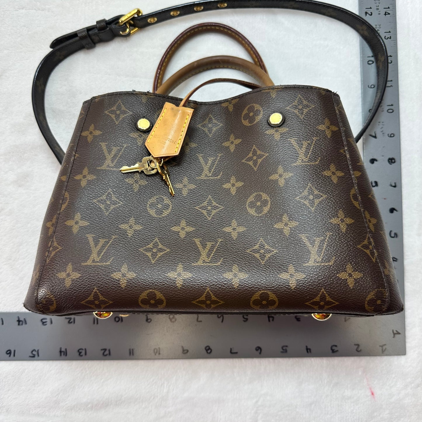 MONTAIGNE Handbag Luxury Designer By Louis Vuitton, Size: Medium