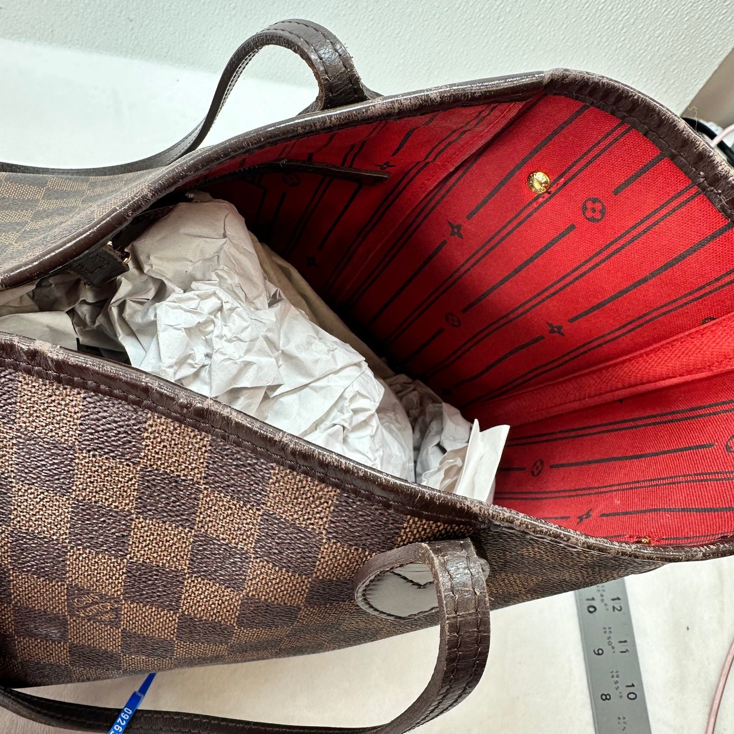 Handbag Luxury Designer By Louis Vuitton, Size: Large
