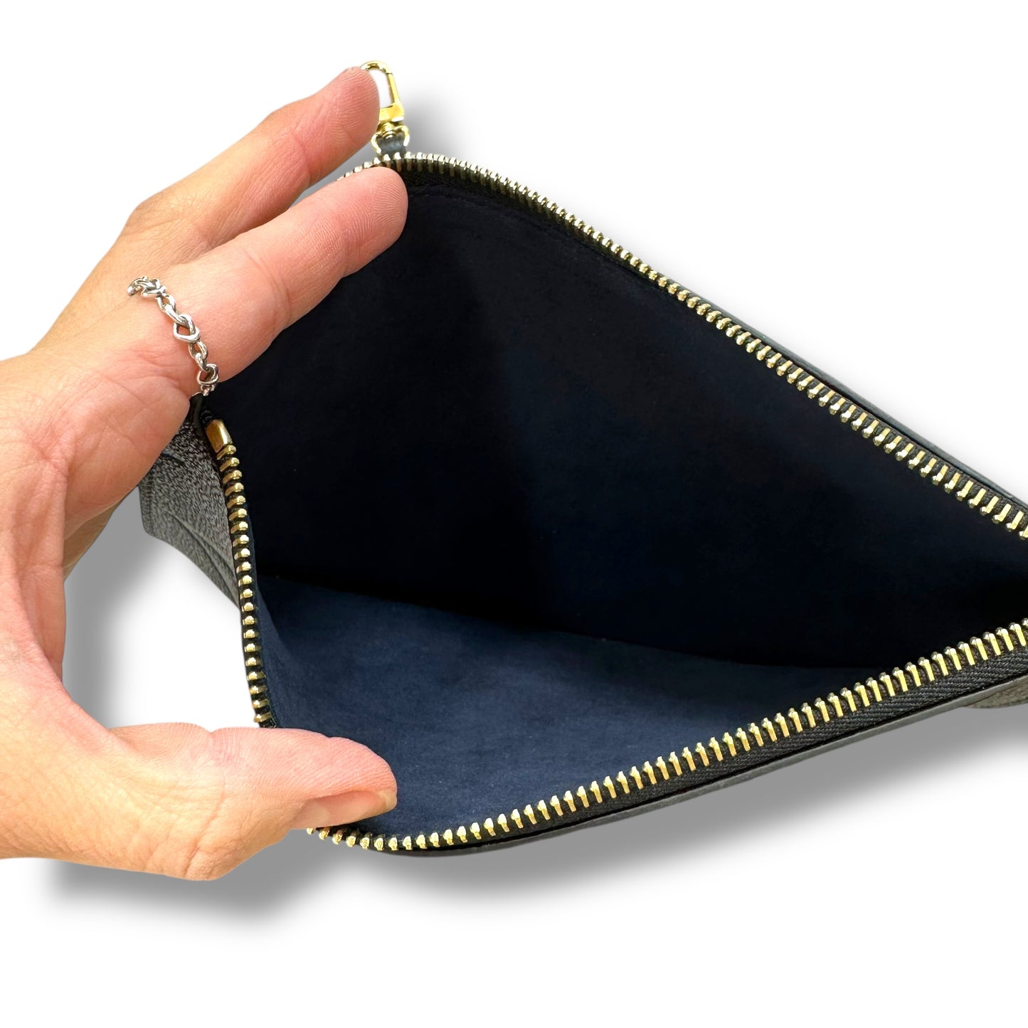 Handbag Luxury Designer By Louis Vuitton, Size: Medium