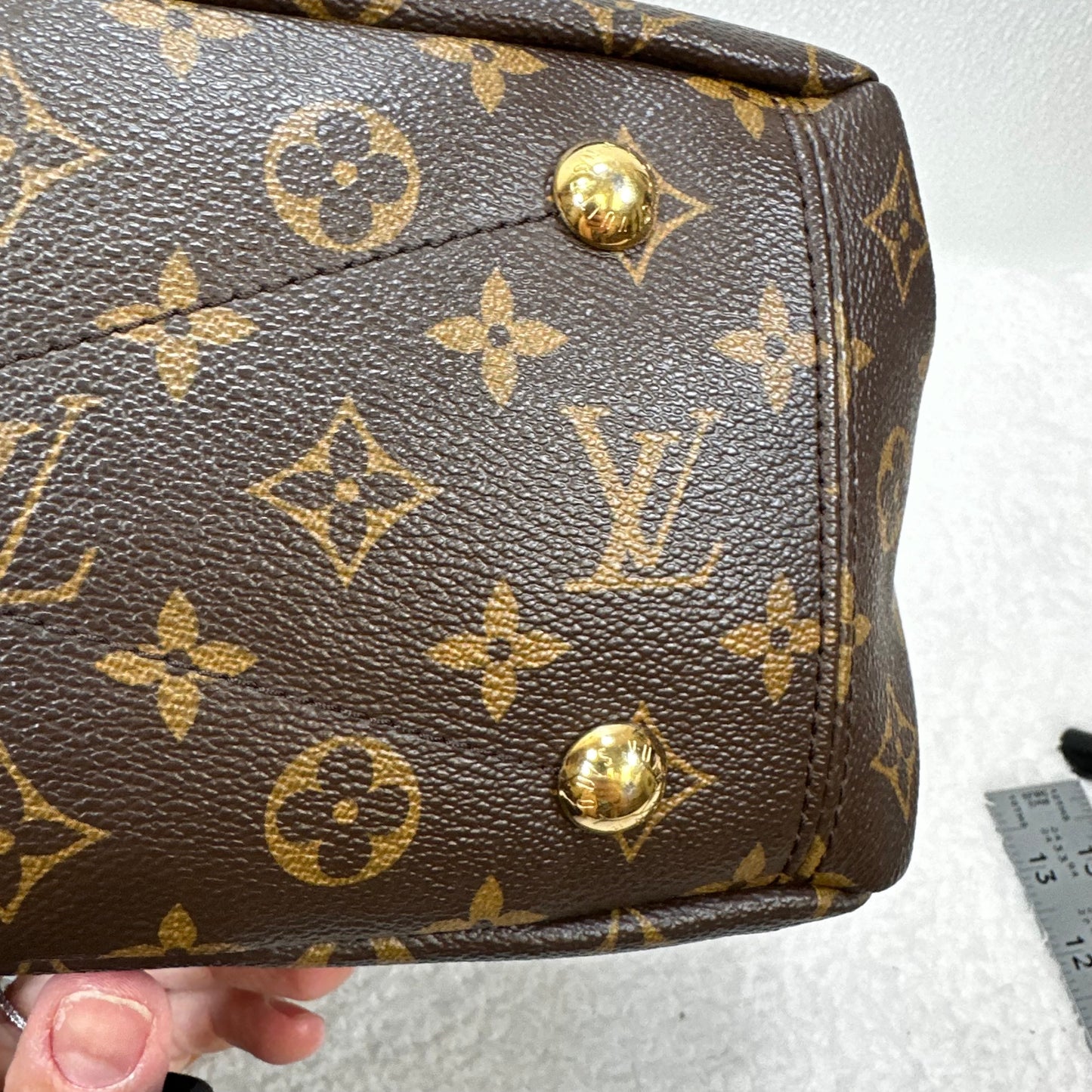 Handbag Designer Louis Vuitton Pallas, Size Medium