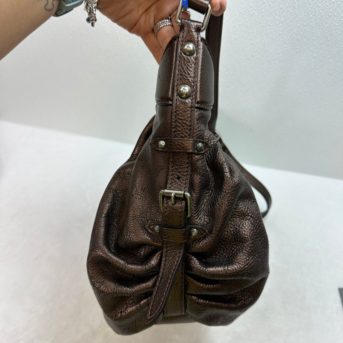 Handbag Luxury Designer By Louis Vuitton, Size: Medium