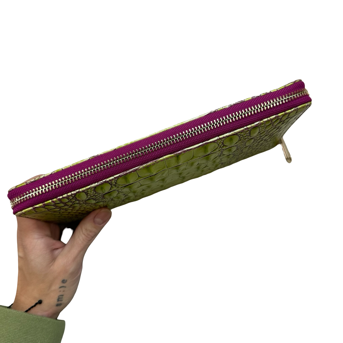 SKYLER clutch/wristlet in Limeade Melbourne Designer By Brahmin, Size: Medium