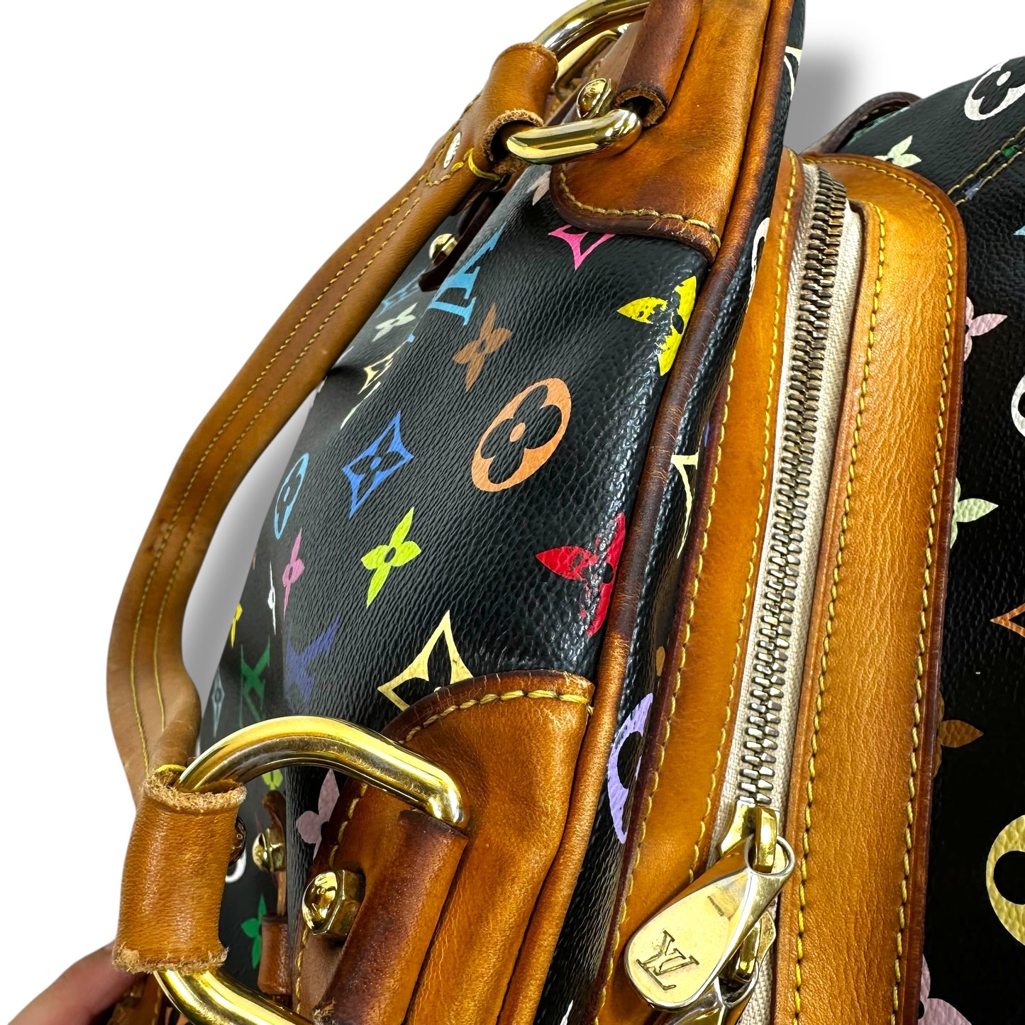 Handbag Luxury Designer By Louis Vuitton, Size: Medium