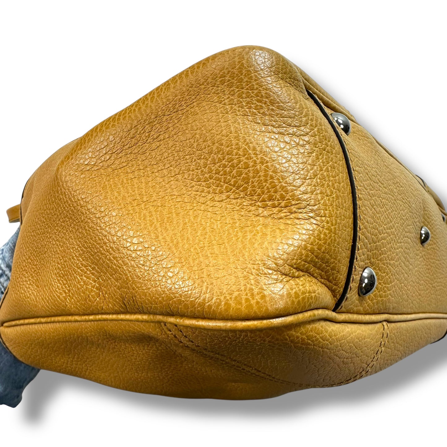 Handbag Luxury Designer By Gucci, Size: Small