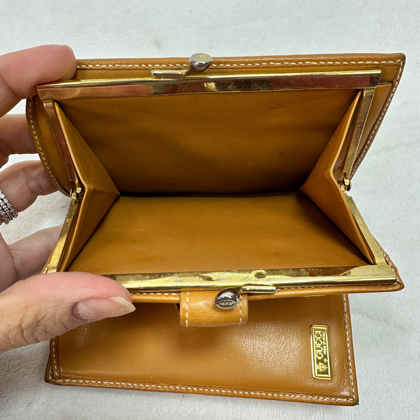 Wallet Luxury Designer By Gucci, Size: small