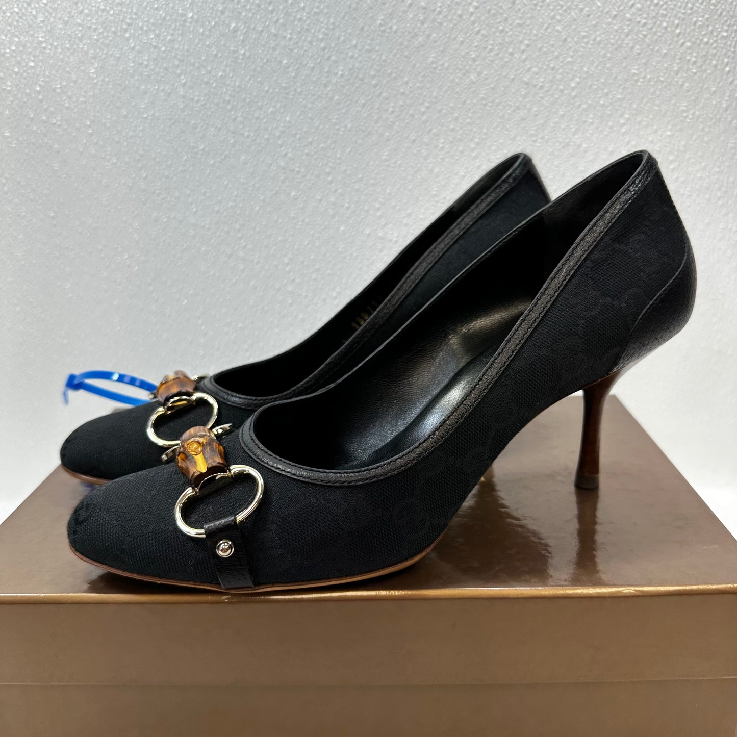 Black Shoes Designer Gucci, Size 8.5