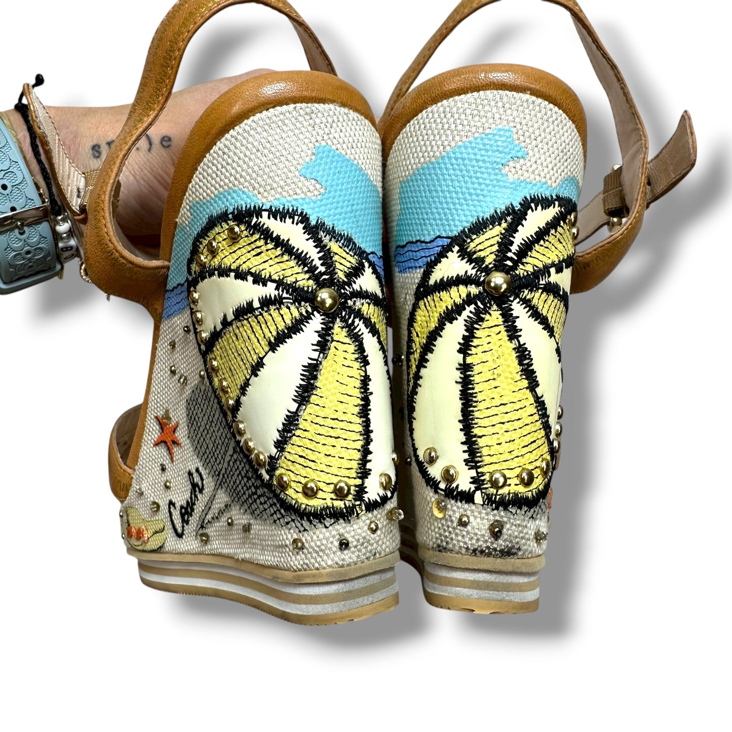 Shoes Designer By Coach In Beige, Size: 7