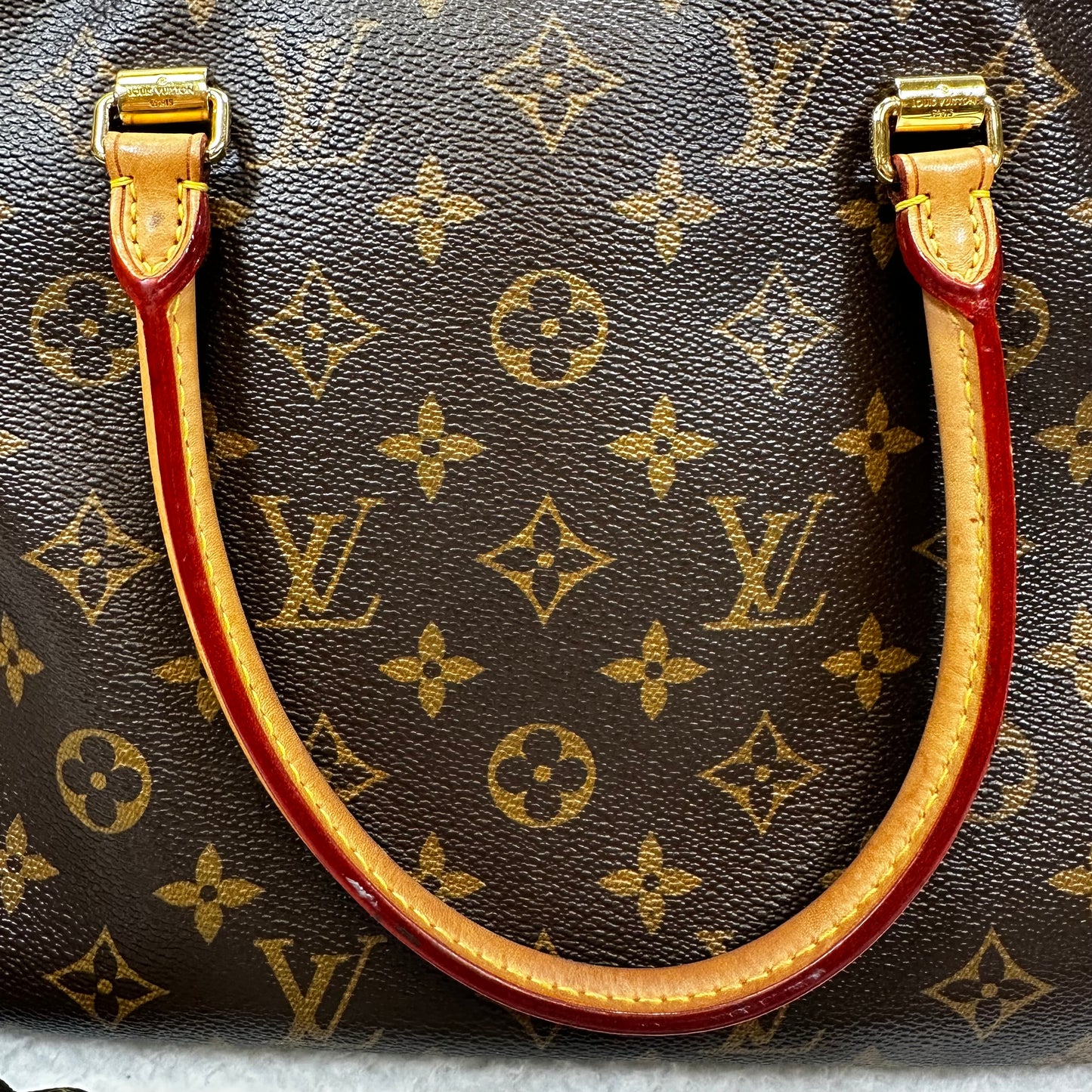 Handbag Designer Louis Vuitton Pallas, Size Medium