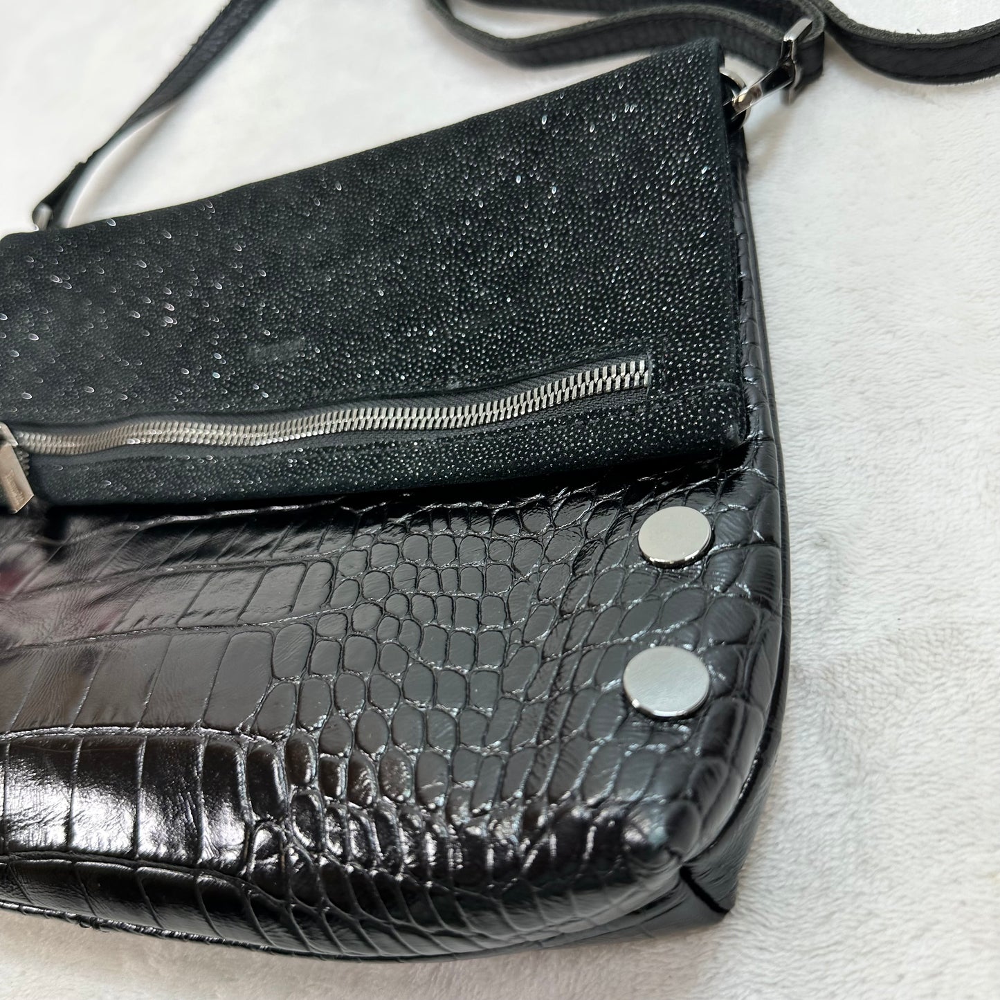 VIP Crossbody By Hammitt, Size: Small
