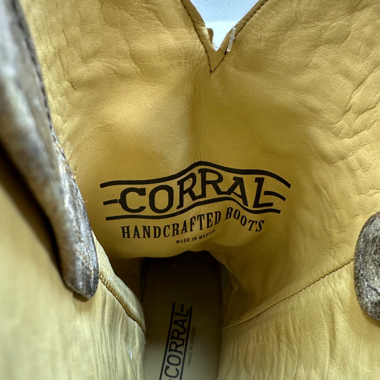 Boots Leather By Corral In Brown & Cream, Size: 9.5