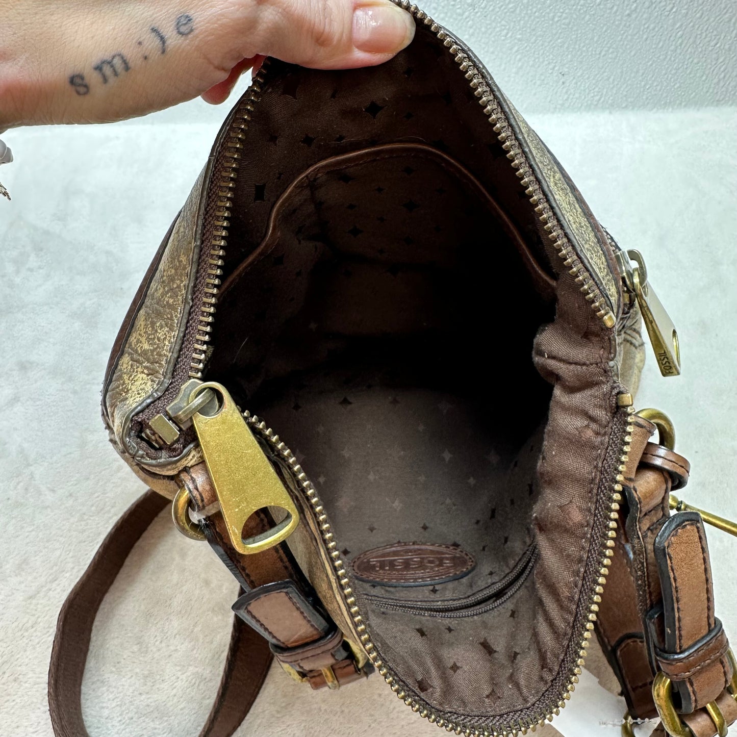 Crossbody By Fossil, Size: Small