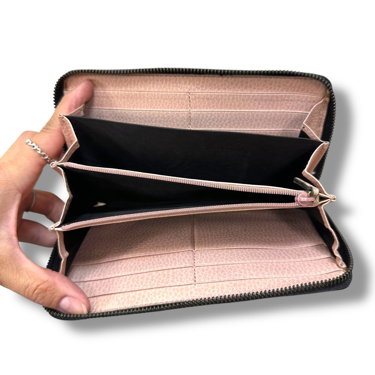 Wallet Luxury Designer By Gucci, Size: Small
