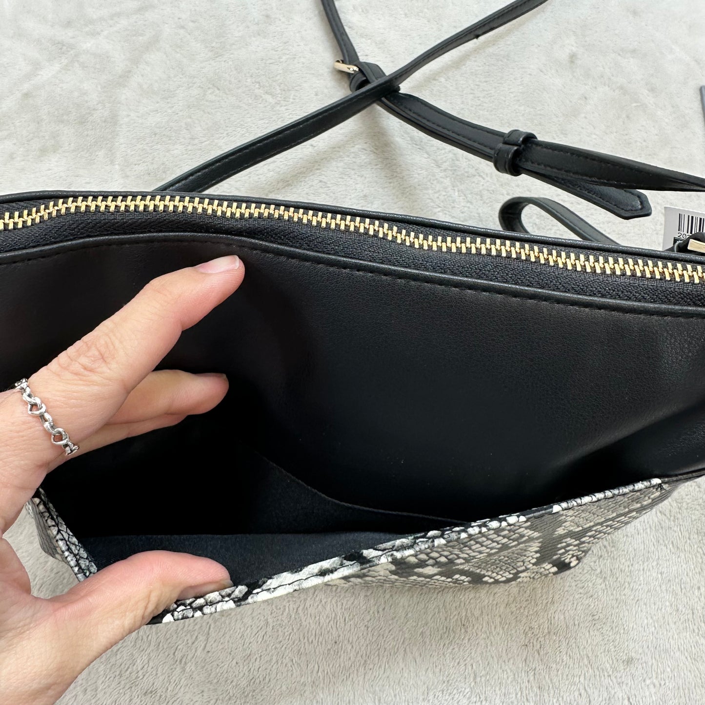Handbag By Clothes Mentor, Size: Small