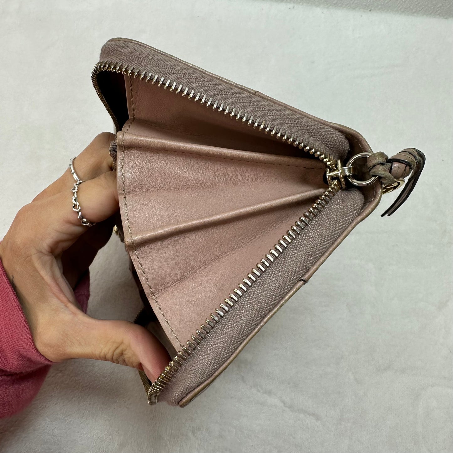 Wallet Luxury Designer By Gucci, Size: Large