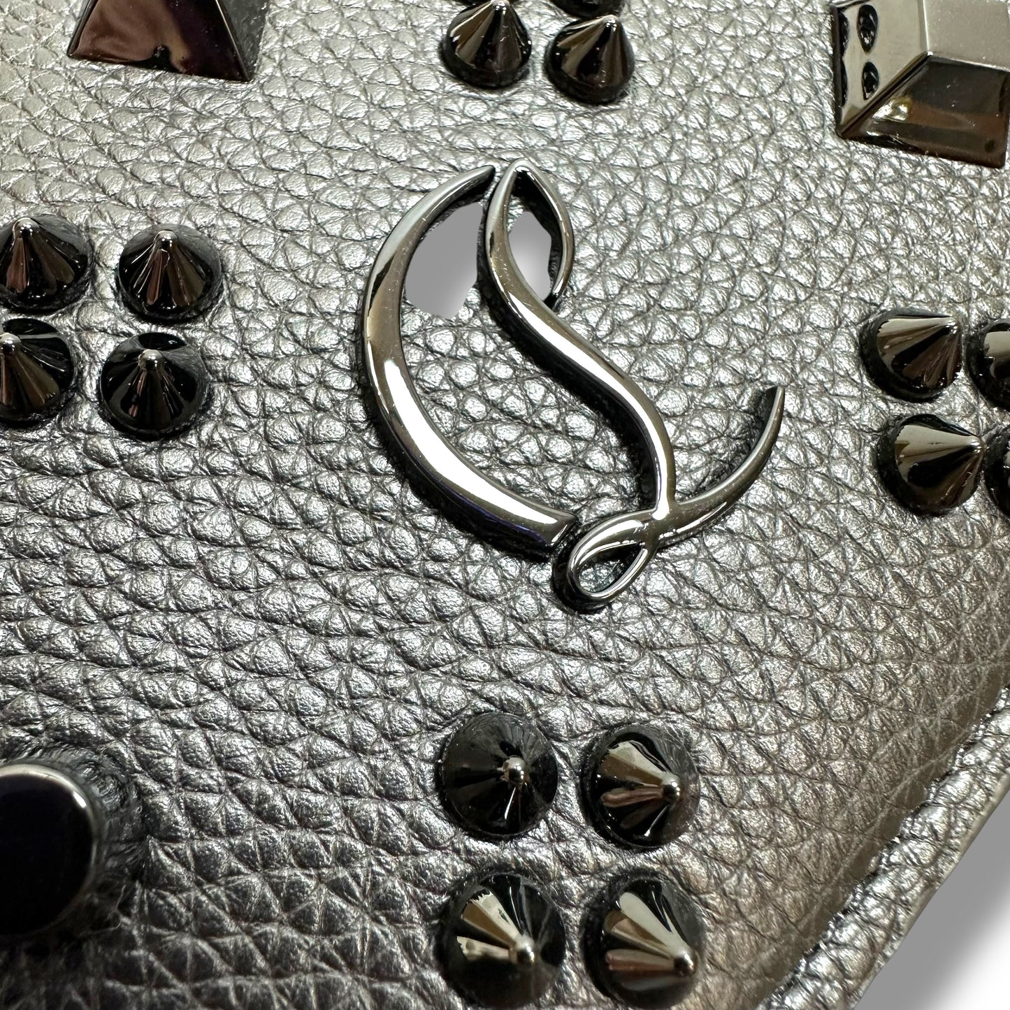 Paloma Clutch - Grained calf leather and spikes Loubinthesky - Black Crossbody Luxury Designer By Christian Louboutin, Size: Small