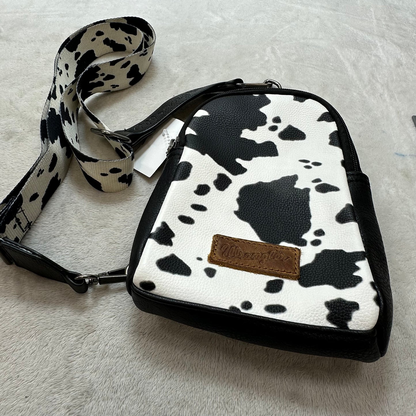 Crossbody By Wrangler, Size: Small