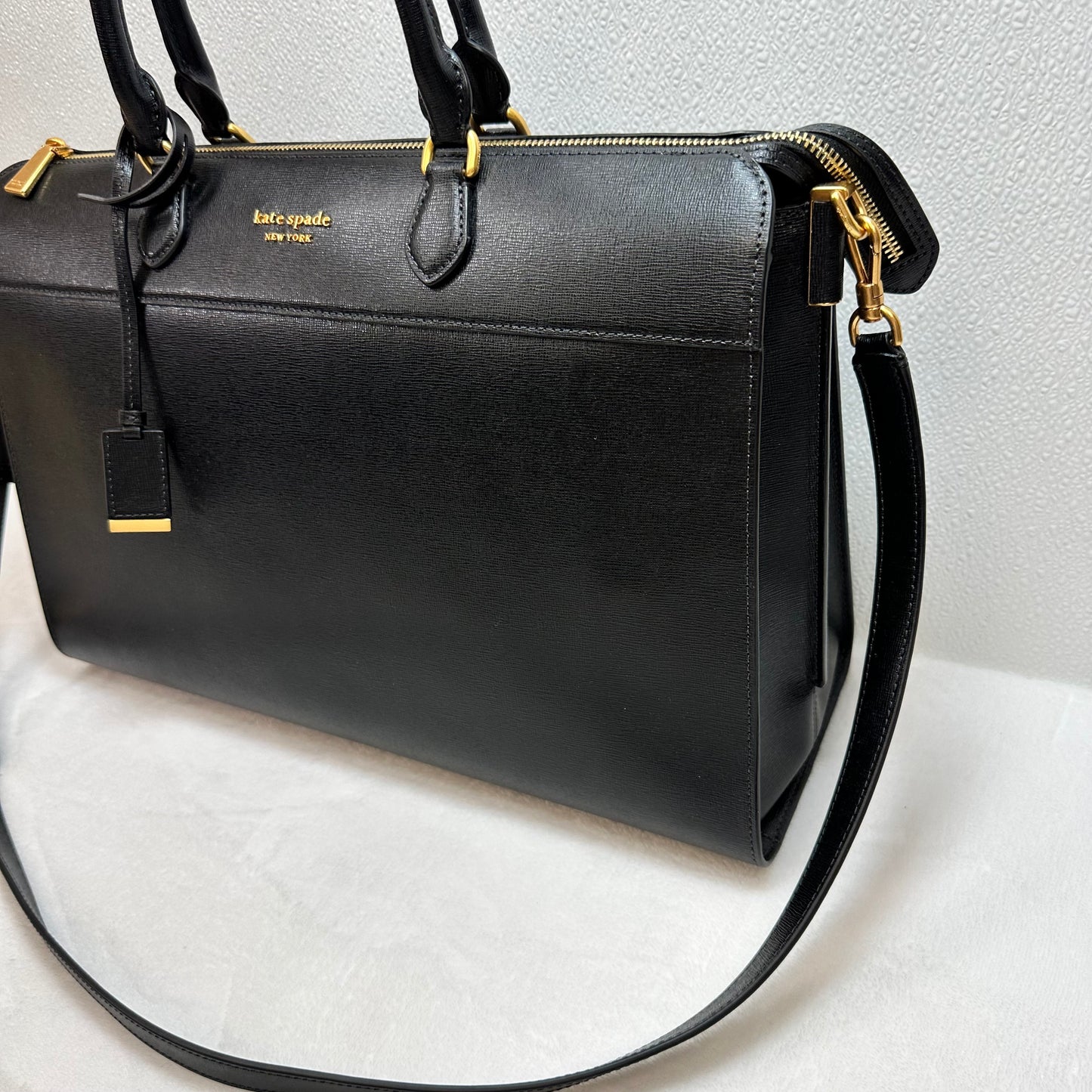 Laptop Bag Designer By Kate Spade, Size: Large