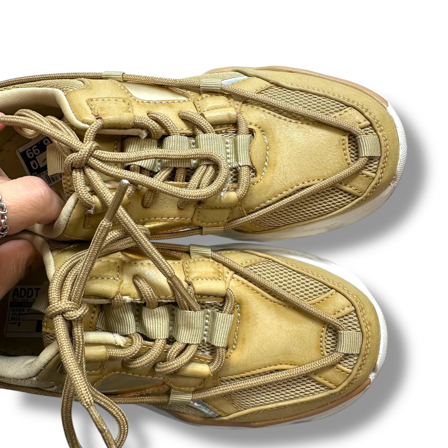 Shoes Athletic By Clothes Mentor In Gold, Size: 6